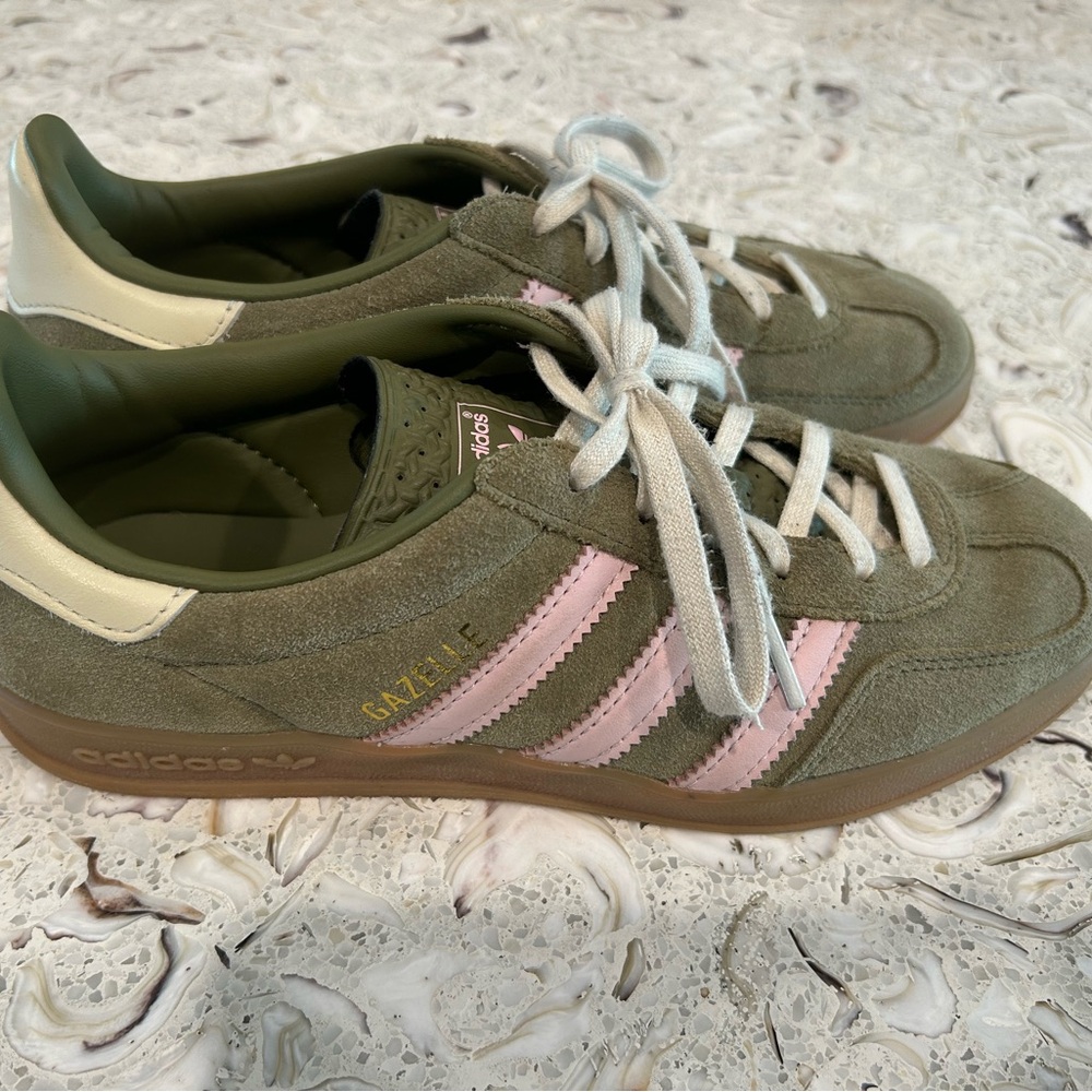 Adidas Women's Gazelle Focus Olive Green Sneakers 6.5